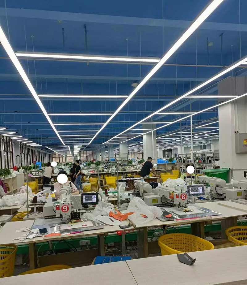 服裝廠房生產(chǎn)車(chē)間整體降溫用工業(yè)蒸發(fā)冷省電空調(diào)臥式射流機(jī)