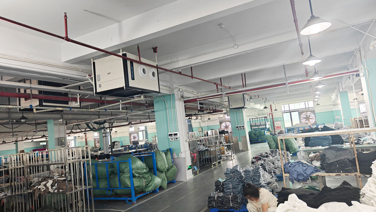 制衣廠制冷降溫，安裝蒸發冷省電空調-臥式射流空調機組